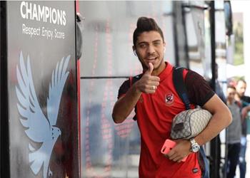 محمد شريف الإعارة ستكون سبب ا في عودتي إلى الأهلي وكنت مؤثر ا معه