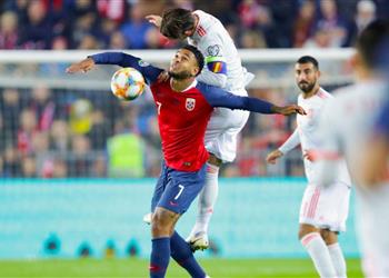 بالفيديو كينج النرويج يؤجل تأهل إسبانيا إلى يورو 2020