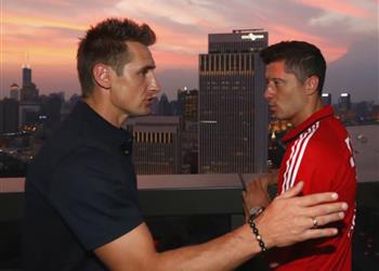 ميروسلاف كلوزه ليفاندوفسكي أفضل مني بـ10 مرات