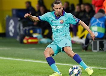 الكشف عن موعد عودة جوردي ألبا للمشاركة مع برشلونة