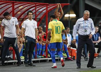 الفحوصات تنتظر نيمار في باريس سان جيرمان