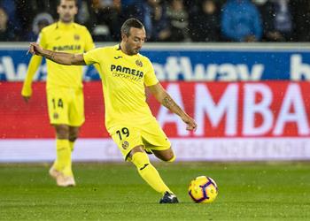 نجم فياريال وراء مكالمة سانتي كازورلا مع إيمري