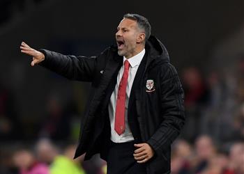 ريان جيجز دانيال جيمس ادعى الإصابة وبيل بحالة جيدة