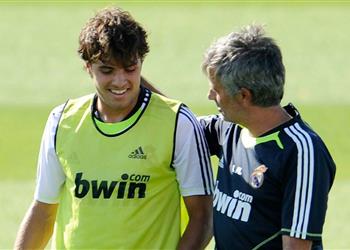 لاعب ريال مدريد السابق مورينيو منعني من الذهاب لتشيلسي ومانشستر سيتي