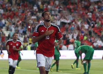 بالفيديو كوكا يهدر هدف ا محقق ا لـ منتخب مصر أمام بتسوانا