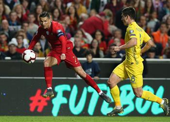 بالفيديو أوكرانيا ت فسد فرحة كريستيانو رونالدو وتتأهل رسمي ا إلى يورو 2020