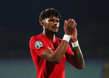 لاعب إنجلترا تعرضت للإساءة العنصرية من جماهير بلغاريا وبروتوكول اليويفا نجح في تهدئة الأوضاع