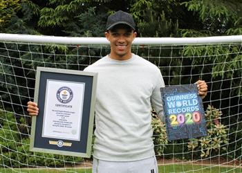 أرنولد يدخل موسوعة جينيس للأرقام القياسية لعام 2020