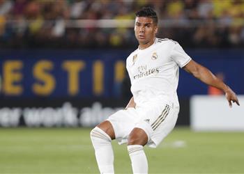 المحكمة الرياضية تقبل استئناف ريال مدريد وتلغي بطاقة صفراء لكاسيميرو في الدوري الإسباني