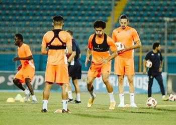 ديسابر يعلن قائمة بيراميدز لمباراة سموحة في الدوري المصري