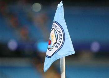 يويفا يوقع عقوبات مالية على ليفربول ومانشستر سيتي