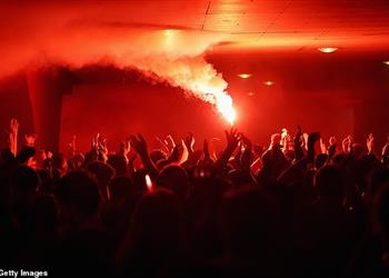 يويفا يفرض عقوبة قاسية على أياكس قبل مواجهة تشيلسي بدوري أبطال أوروبا