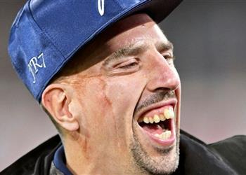 ريبيري يسخر من شكله في لعبة فيفا 20