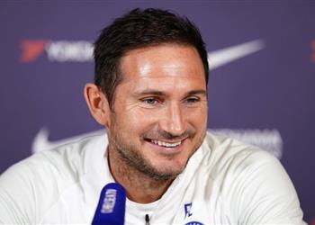 لامبارد يهاجم ديشامب بسبب كانتي