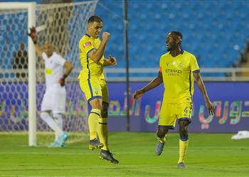 بالفيديو النصر يضرب الرائد بثنائية في الدوري السعودي