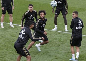 تشكيل ريال مدريد أمام مايوركا بنزيما ويوفيتش يقودان هجوم الملكي