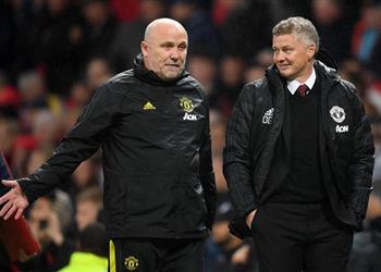 تشكيل مانشستر يونايتد أمام ليفربول دي خيا أساسي وبيساكا يعود