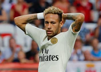 فرانس فوتبول بعد عام أسود غياب نيمار عن الترشيح للكرة الذهبية لأول مرة منذ 2010