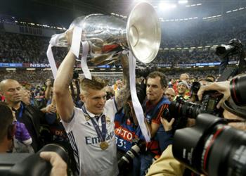 رقم قياسي ينتظر كروس في مباراة ريال مدريد وجالطة سراي في دوري الأبطال