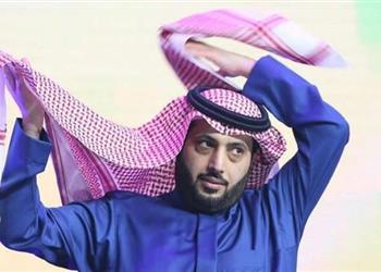 تركي ال الشيخ يوجه رسالة إلى الأهلي بشأن إصابة محمد محمود