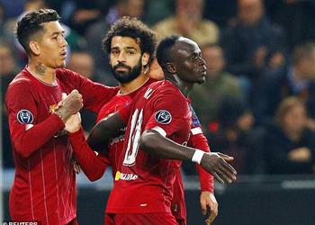 مرشح ا لاعب برشلونة أسطورة ليفربول الفريق يحتاج لمهاجم جديد مع محمد صلاح وماني وفيرمينو