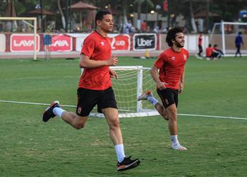 شريف إكرامي يدعم محمد محمود اختبار صعب وأثق في عزيمتك