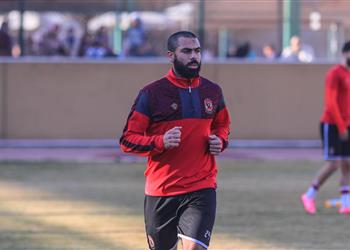 نادر شوقي أحمد فتحي رفض عرضا جيدا من نادي مصري للرحيل عن الأهلي قبل السوبر