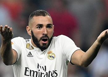 تقارير ريال مدريد ينوي بيع كريم بنزيما ويحدد بديلين في الصيف
