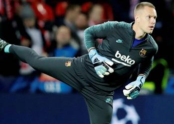 تير شتيجن معترفا نعم هددت بالرحيل عن برشلونة