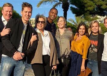 كومان يثير الشكوك حول مستقبله التدريبي بوجوده في برشلونة