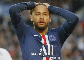 صحيفة فرنسية قرار جديد من باريس سان جيرمان قد يعجل برحيل نيمار