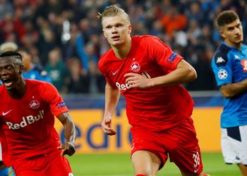 نابولي يرد على أنباء رفضه التعاقد مع هالاند من قبل