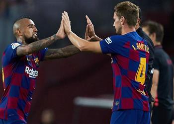 تقارير فيدال يعود على رادار إنتر ميلان