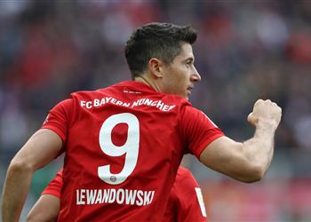 روبرت ليفاندوفسكي يكتب صفحة جديدة في تاريخ البوندسليجا