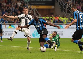 بالفيديو إنتر ميلان يفرط في صدارة الدوري الإيطالي بالتعثر أمام بارما