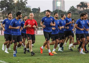 فايلر يركز على 3 محاور في محاضرته مع لاعبي الأهلي اليوم