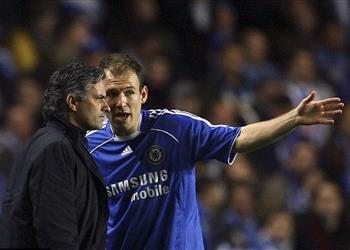 مورينيو ينصح توتنهام بالتخلص من نجومه الثلاثة تذكروا موقفي مع روبن