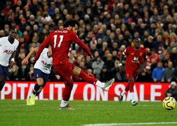 فيديو محمد صلاح يسجل ويمنح ليفربول الفوز على توتنهام في الدوري الإنجليزي