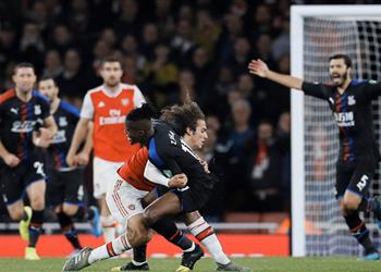 زاها يتهكم على جندوزي بعد تصرفه في مباراة آرسنال وكريستال بالاس