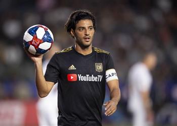 فالفيردي يعترف بالتفكير في كارلوس فيلا ويعلق على تأجيل الكلاسيكو