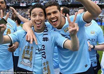 تعثر صفقة انتقال لاعب مانشستر سيتي السابق إلى روما