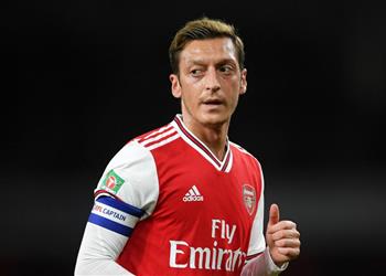 أوزيل يوجه رسالة إلى جماهير آرسنال قبل مواجهة ليفربول بكأس الرابطة