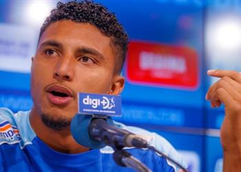 نجم كروزيرو البرازيلي يرد على شائعات انتقاله لبرشلونة