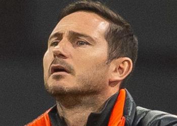 لامبارد يوضح موقف كانتي وردريجر من مواجهة واتفورد ويؤكد سلسلة انتصارات تشيلسي في خطر