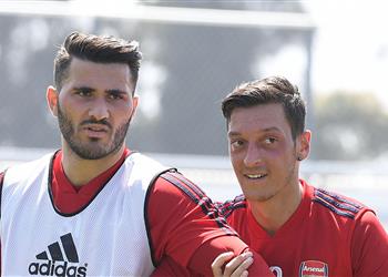 كولاسيناك أوزيل غير سعيد في آرسنال وهو أحد أفضل اللاعبين بأوروبا