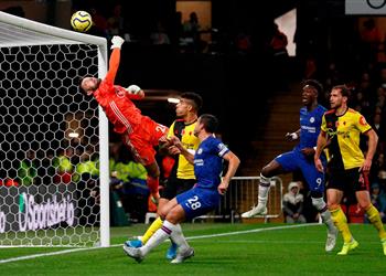 بالفيديو كيبا ي بهر بن فوستر في مشهد رائع بمباراة تشيلسي وواتفورد