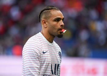 لتعويض دي تشيليو يوفنتوس يجهز للانقضاض على ظهير باريس سان جيرمان