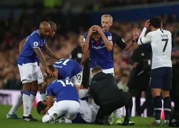 بالفيديو إصابة مروعة لـ أندريه جوميز تتسبب في هلع لاعبي توتنهام وإيفرتون وسون ينهار باكي ا