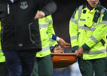 رسمي ا إيفرتون يكشف طبيعة إصابة أندريه جوميز ويؤكد سيخضع لعملية جراحية اليوم