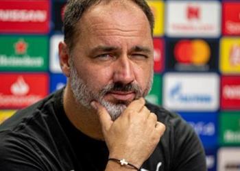 مدرب سلافيا براج سعيد بغياب لويس سواريز وعثمان ديمبلي استثنائي